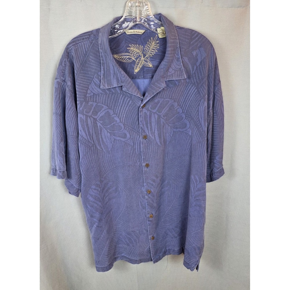 Tommy Bahama 100% Silk Copyrighted Print Leaf Hawaiian Size XL